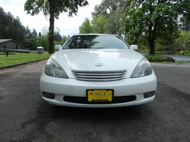 lexus es 2004 JTHBA30G645022984 image lexus es 2004 JTHBA30G645022984 image