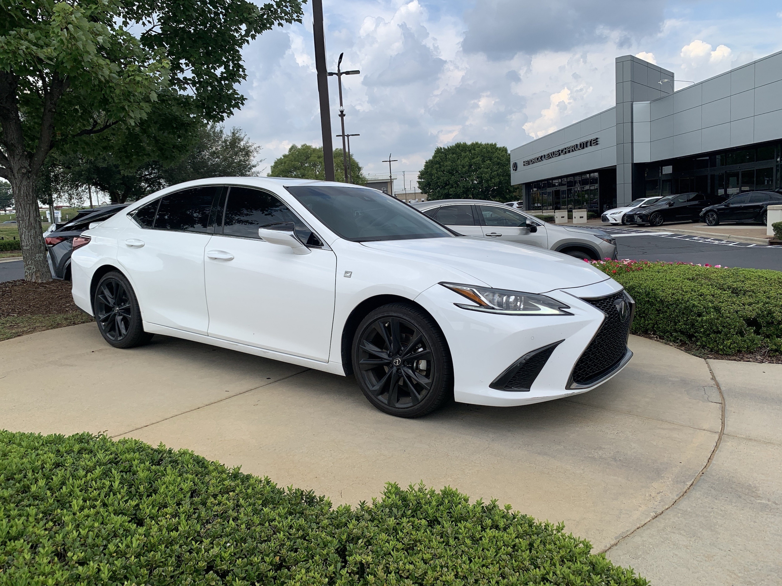 lexus es 2024 58AJZ1B15RU168457 image lexus es 2024 58AJZ1B15RU168457 image