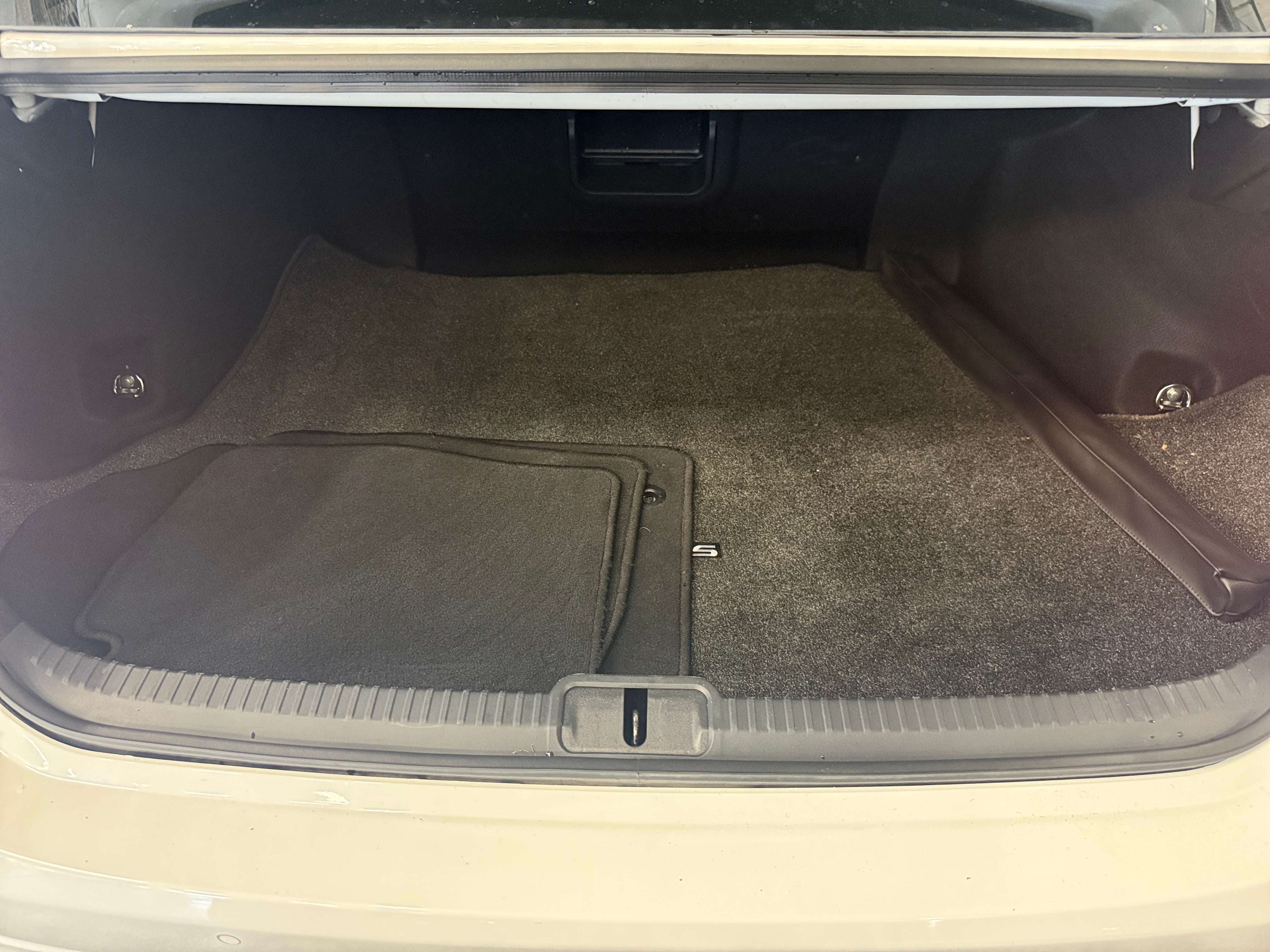 lexus es 2024 58AJZ1B17RU175300 image lexus es 2024 58AJZ1B17RU175300 image
