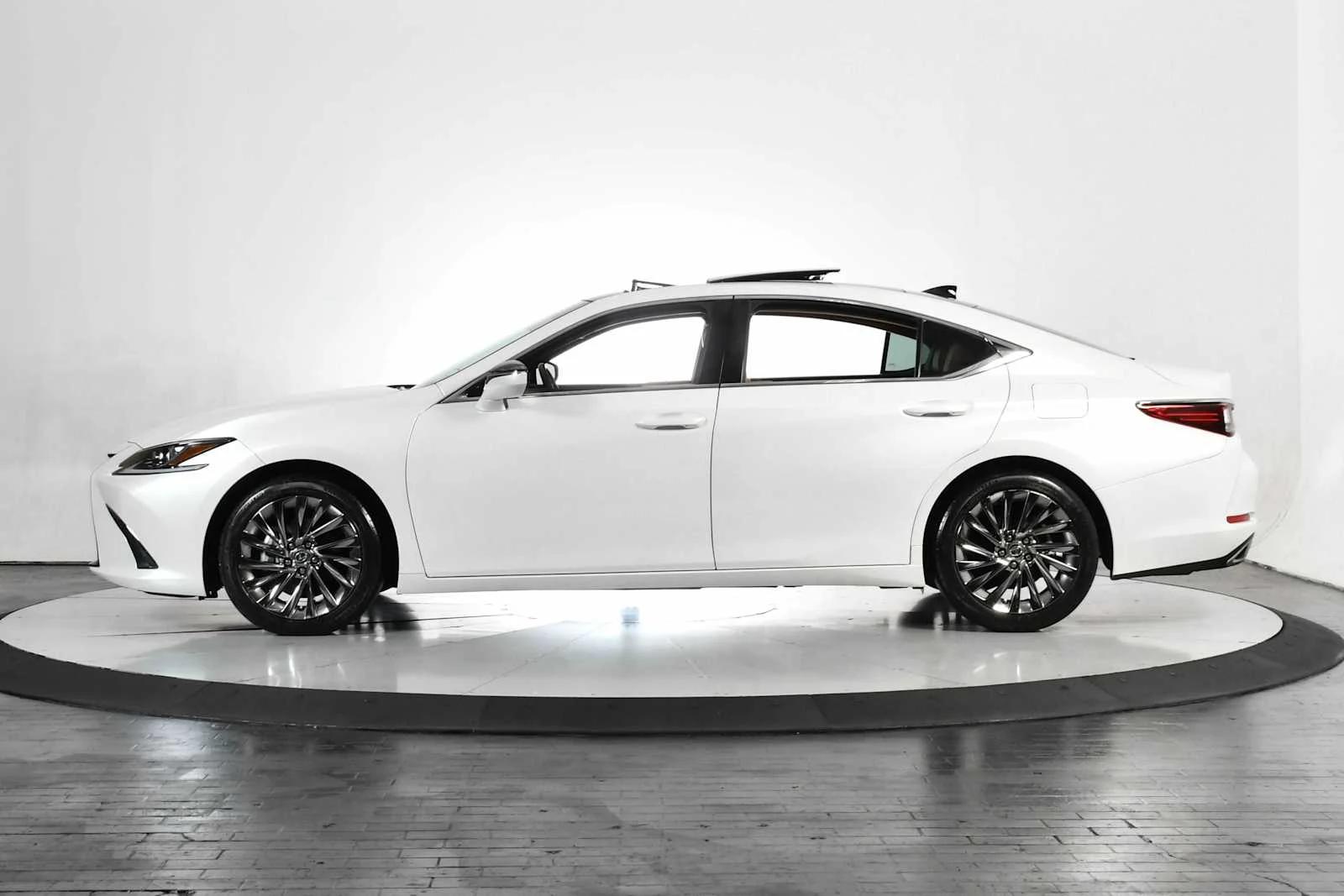 lexus es 2024 58AEZ1B11RU163290 image lexus es 2024 58AEZ1B11RU163290 image