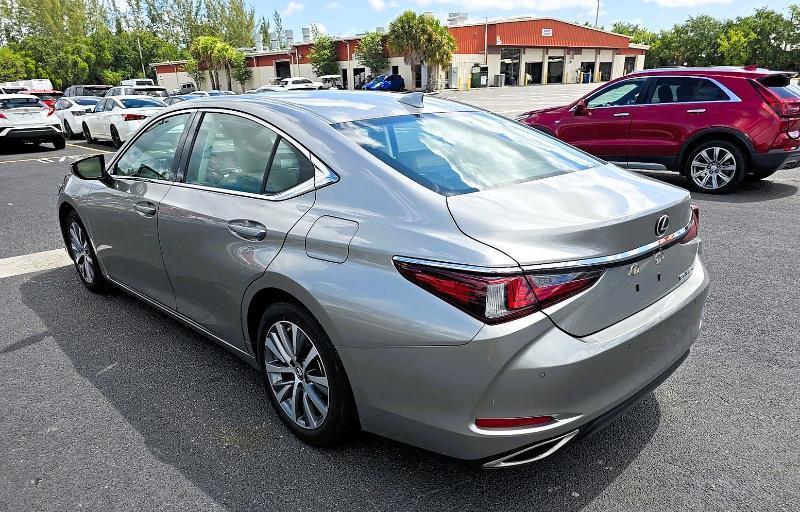 lexus es 2020 58ACZ1B19LU051660 image lexus es 2020 58ACZ1B19LU051660 image