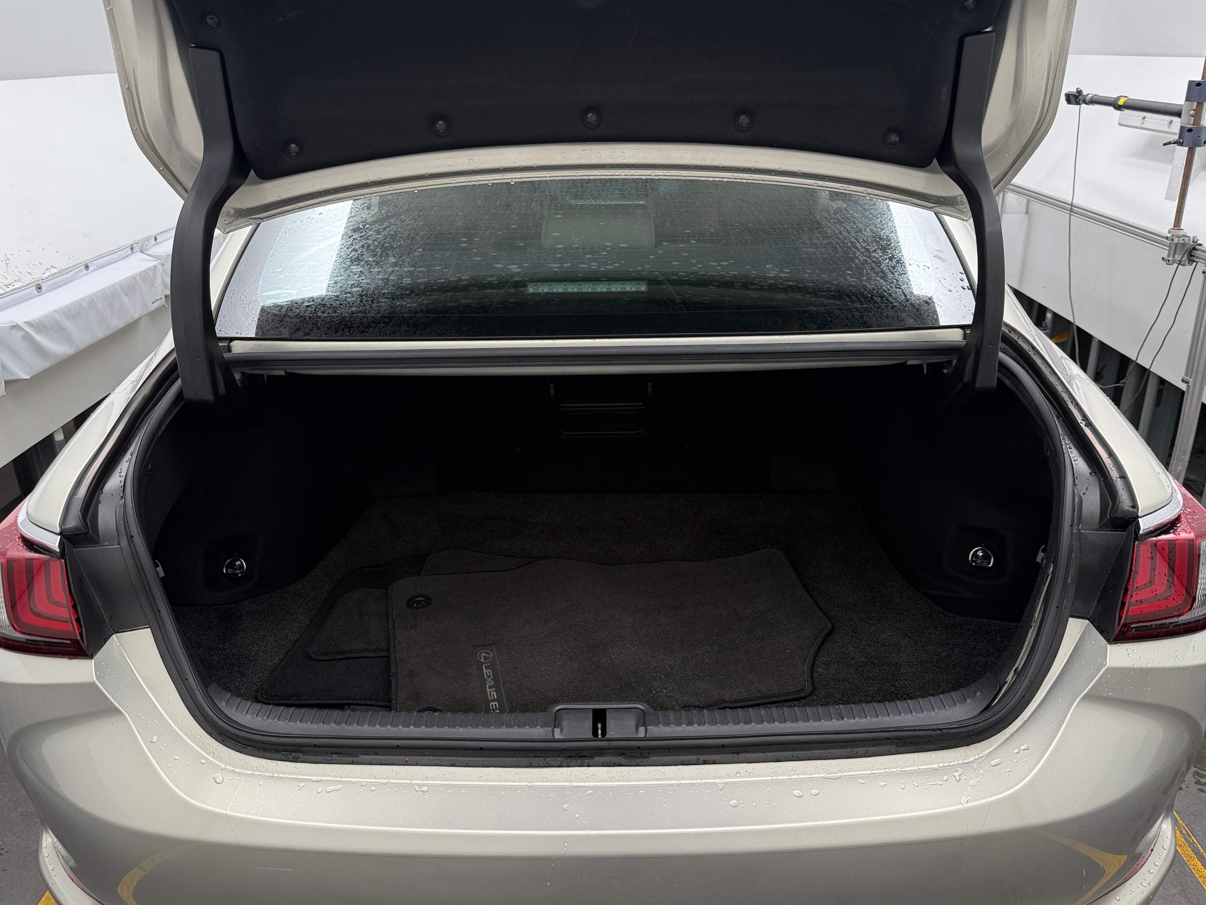 lexus es 2020 58ACZ1B18LU054341 image lexus es 2020 58ACZ1B18LU054341 image