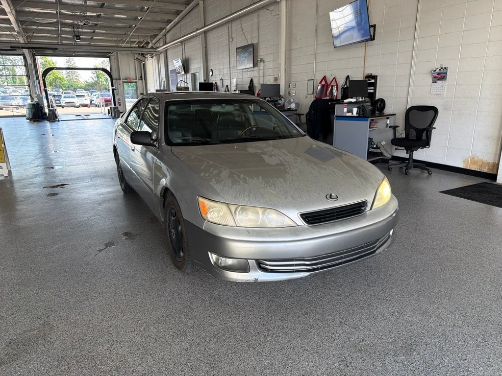 lexus es 2000 JT8BF28G7Y0265528 image lexus es 2000 JT8BF28G7Y0265528 image