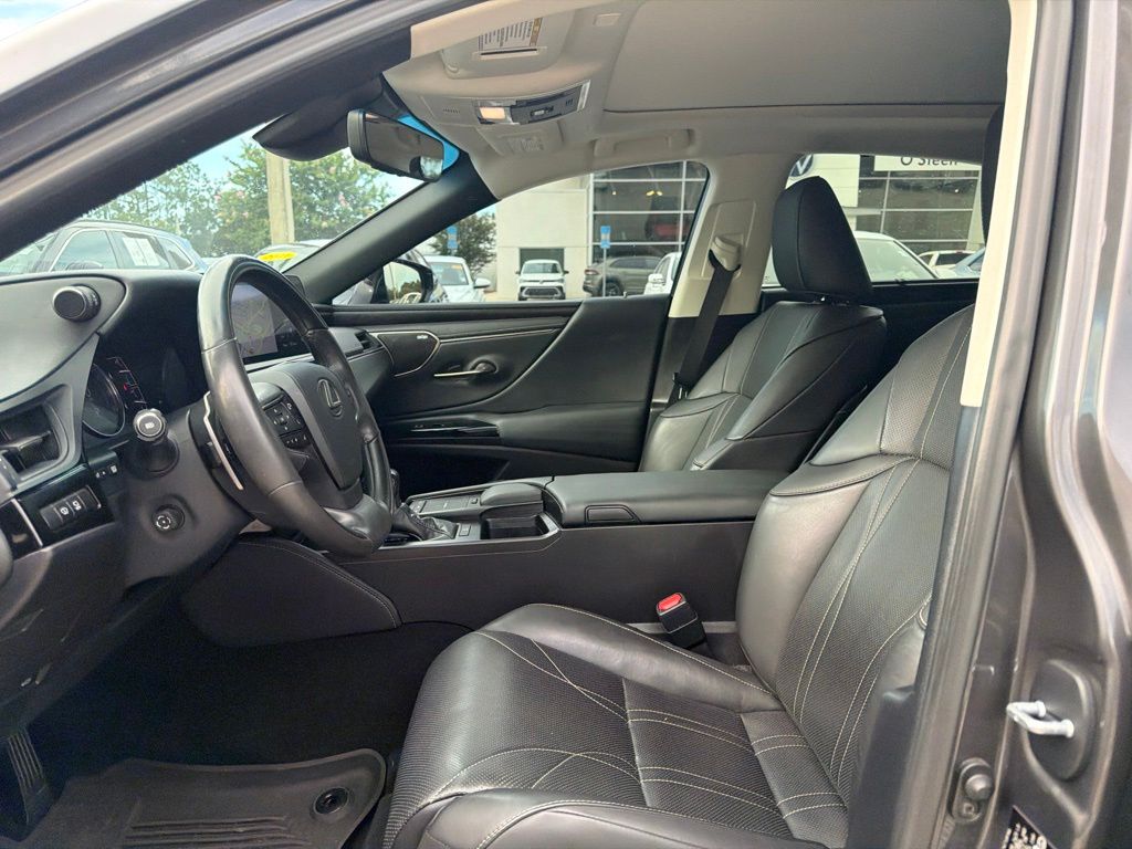 lexus es 2022 58AFZ1B16NU137265 image lexus es 2022 58AFZ1B16NU137265 image