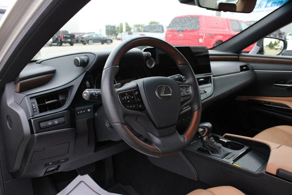 lexus es 2025 58AEZ1B16SU185193 image lexus es 2025 58AEZ1B16SU185193 image