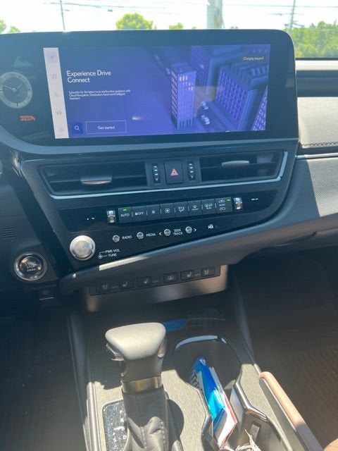 lexus es 2025 58AFZ1B17SU220957 image lexus es 2025 58AFZ1B17SU220957 image