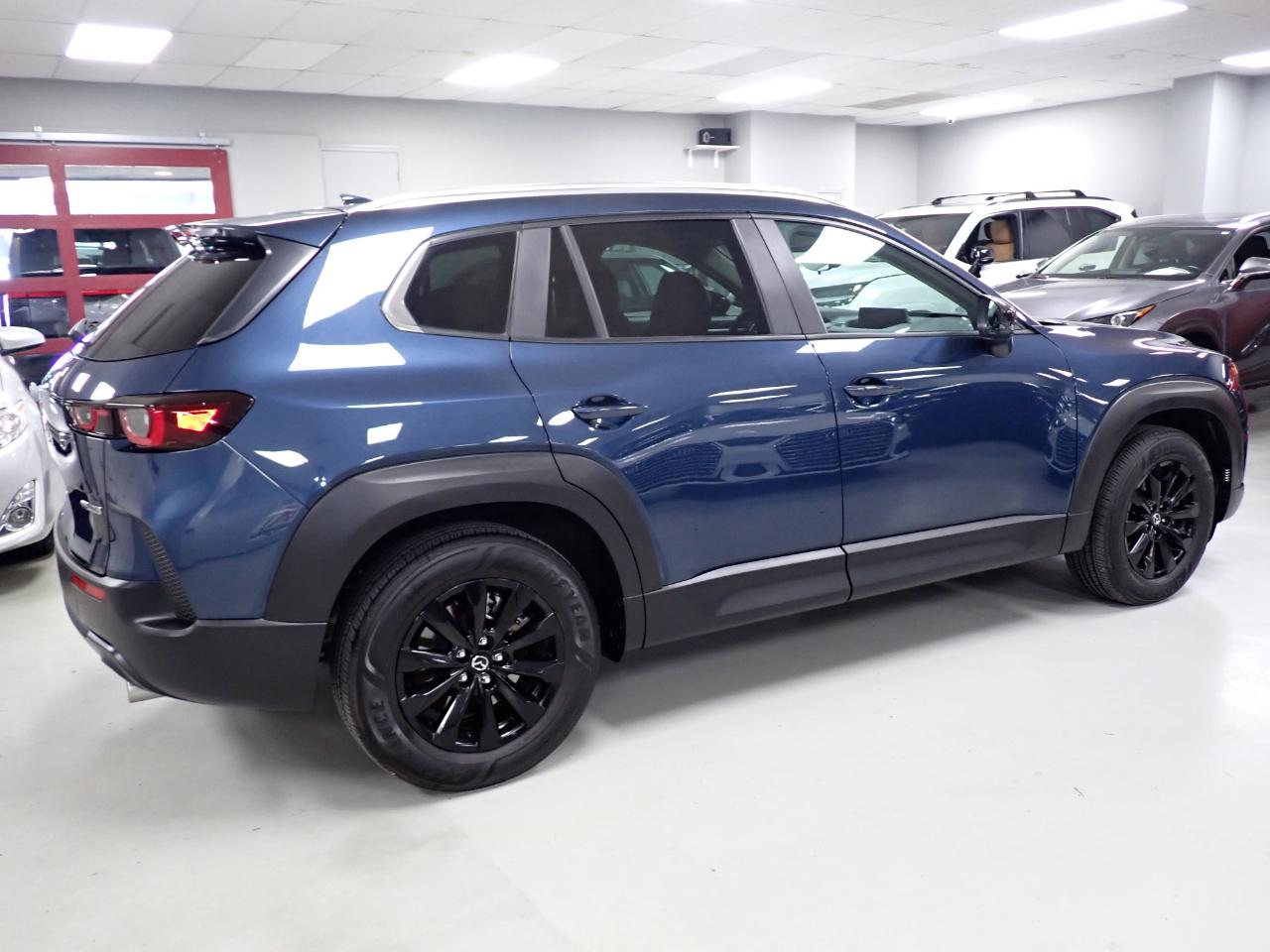 mazda cx-50 2025 7MMVABDM6SN357670 image mazda cx-50 2025 7MMVABDM6SN357670 image