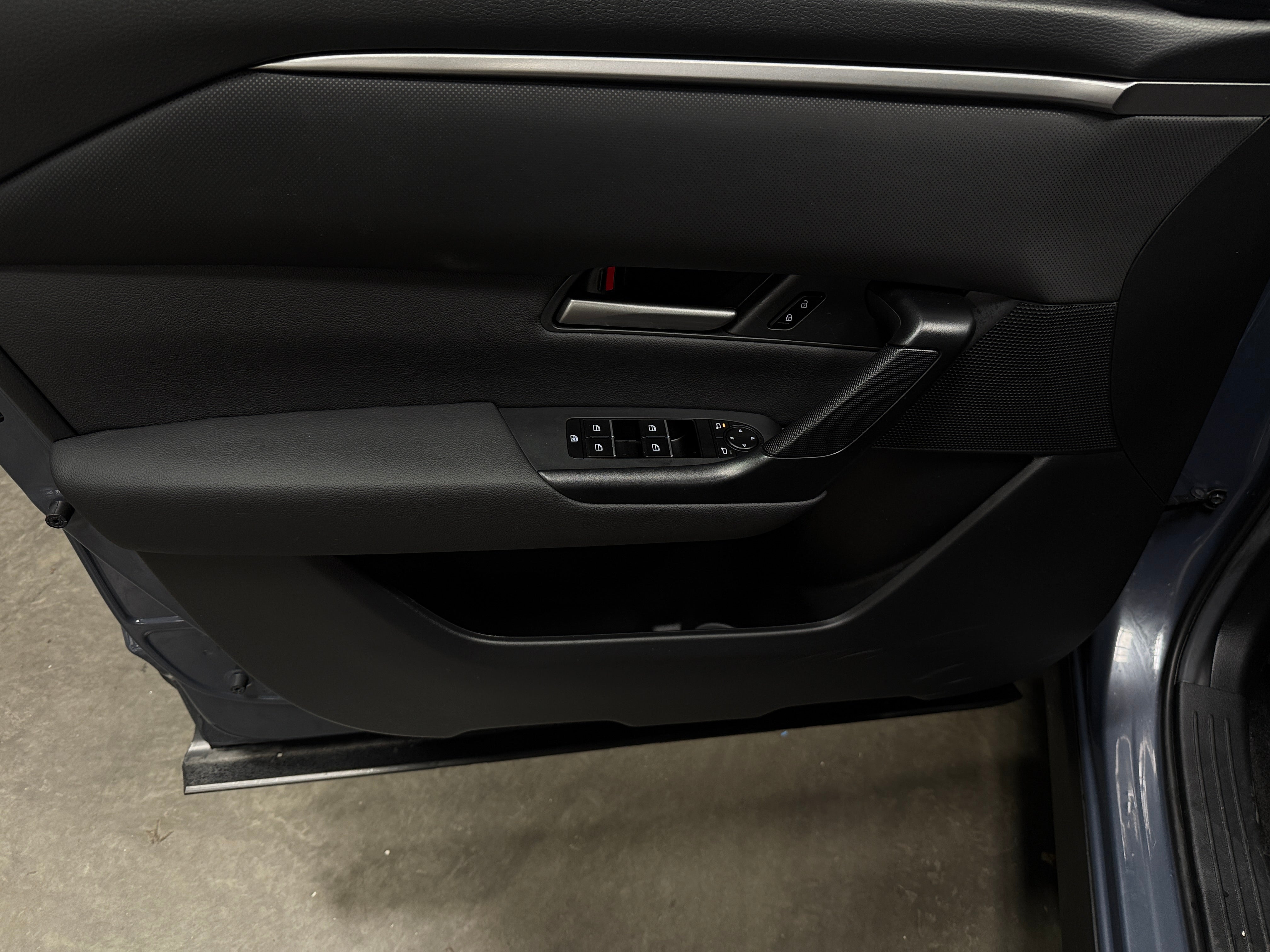 mazda cx-50 2025 7MMVABDM9SN346517 image mazda cx-50 2025 7MMVABDM9SN346517 image