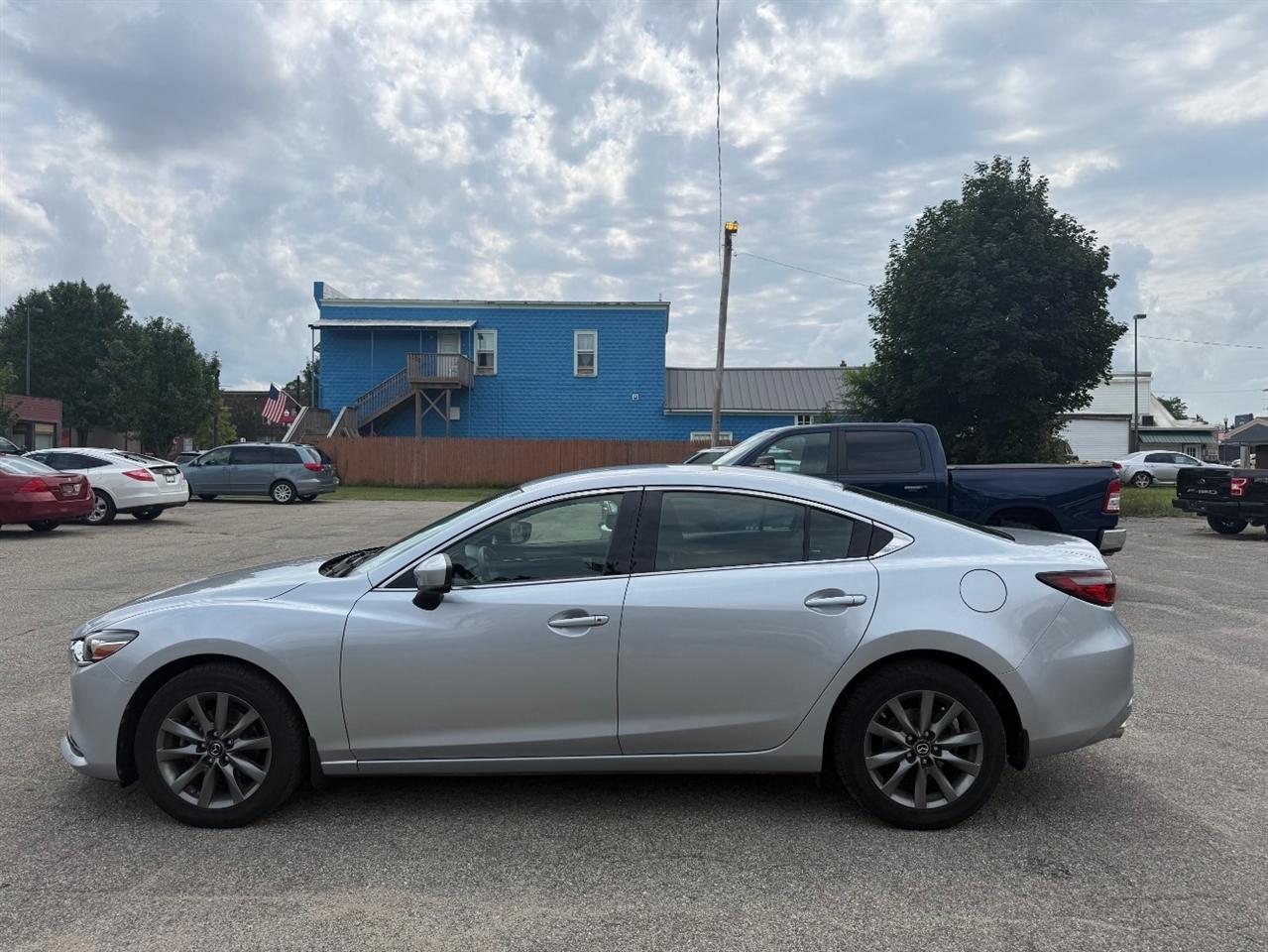 mazda mazda6 2019 JM1GL1UM1K1507978 image mazda mazda6 2019 JM1GL1UM1K1507978 image