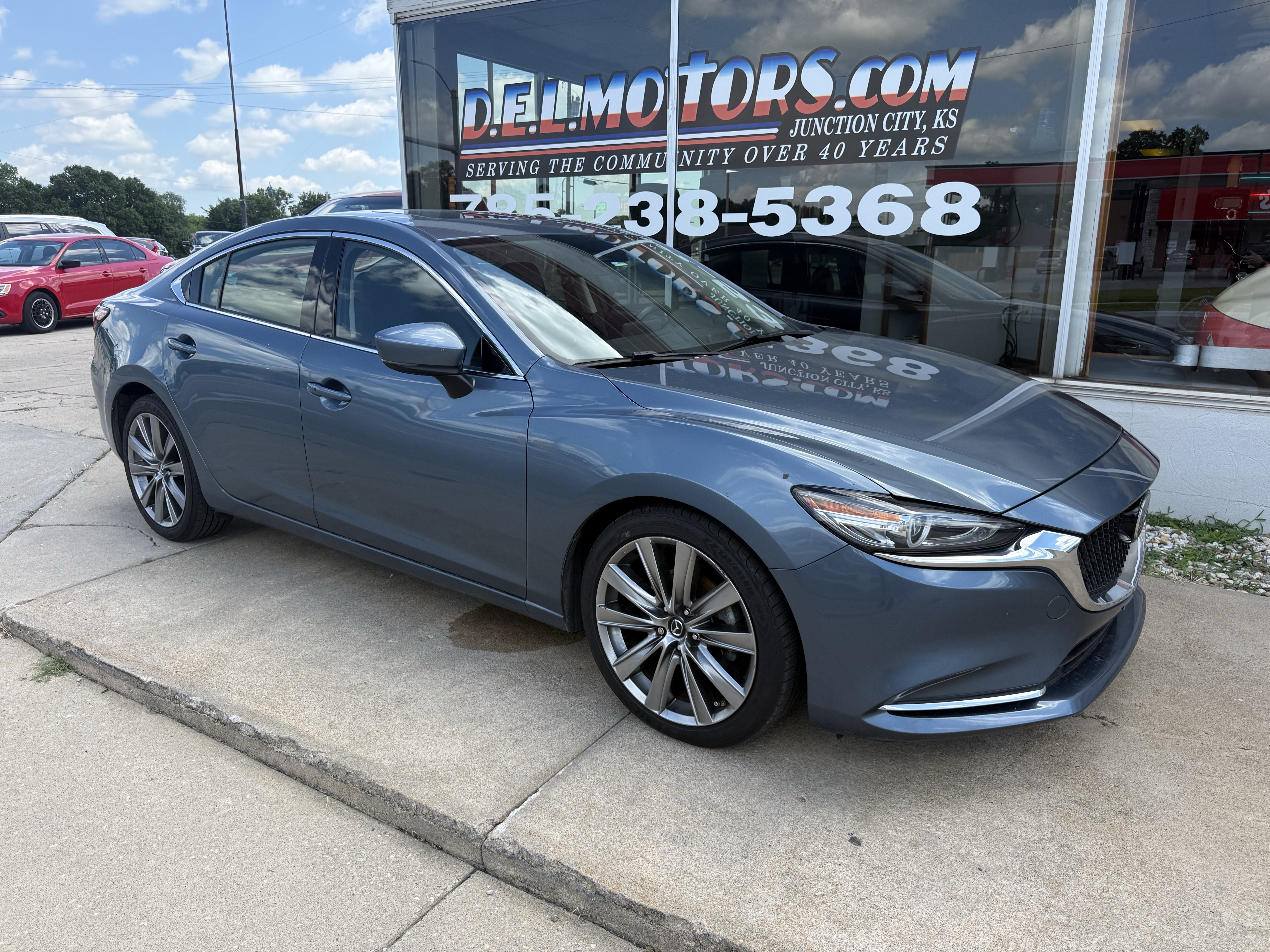mazda mazda6 2018 JM1GL1WY4J1301696 image mazda mazda6 2018 JM1GL1WY4J1301696 image