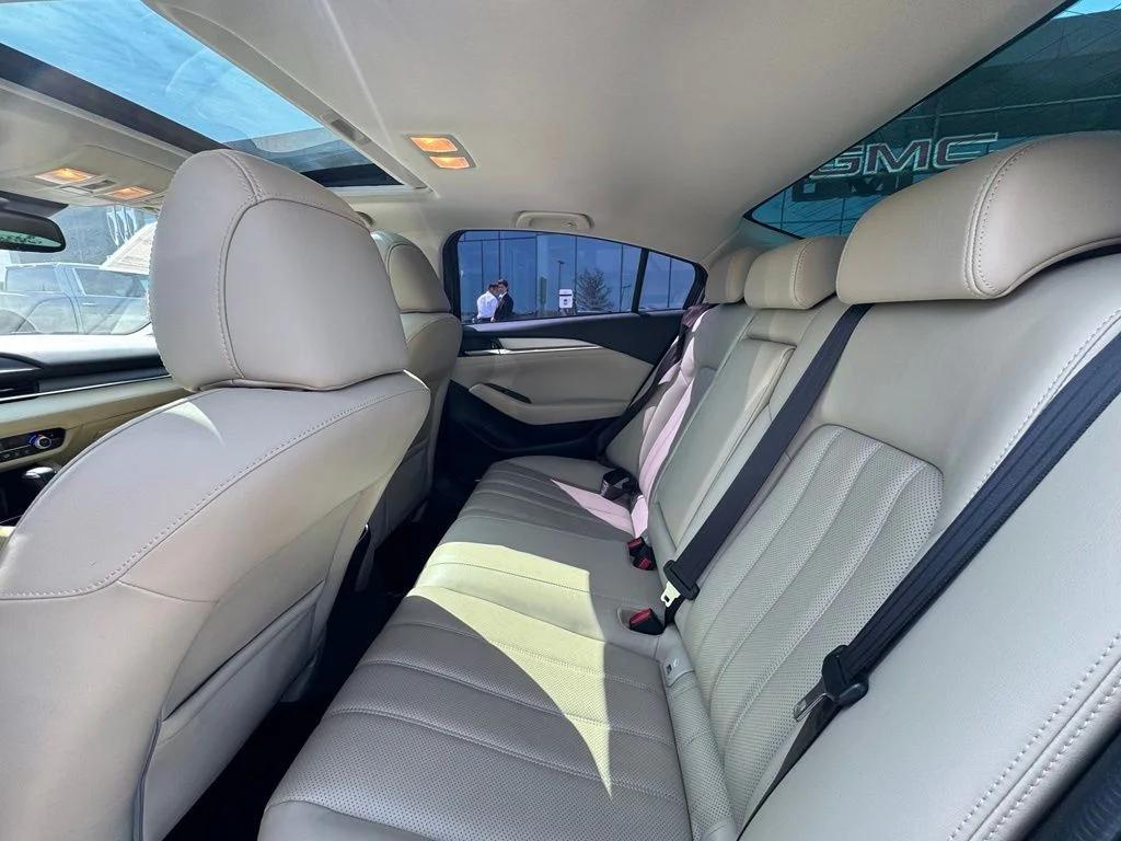 mazda mazda6 2018 JM1GL1TY2J1309381 image mazda mazda6 2018 JM1GL1TY2J1309381 image