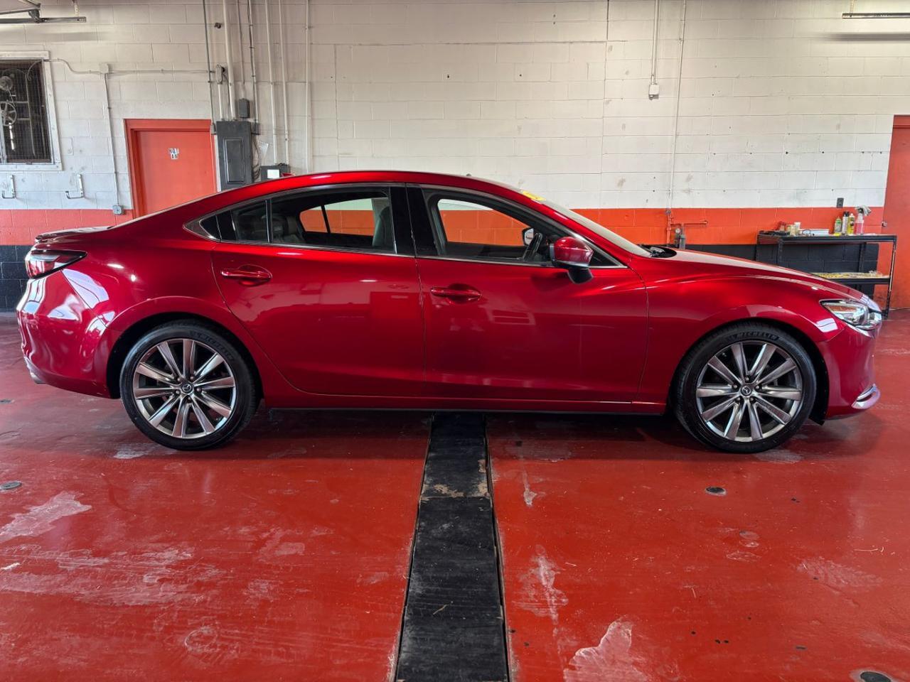 mazda mazda6 2018 JM1GL1XY9J1304222 image mazda mazda6 2018 JM1GL1XY9J1304222 image