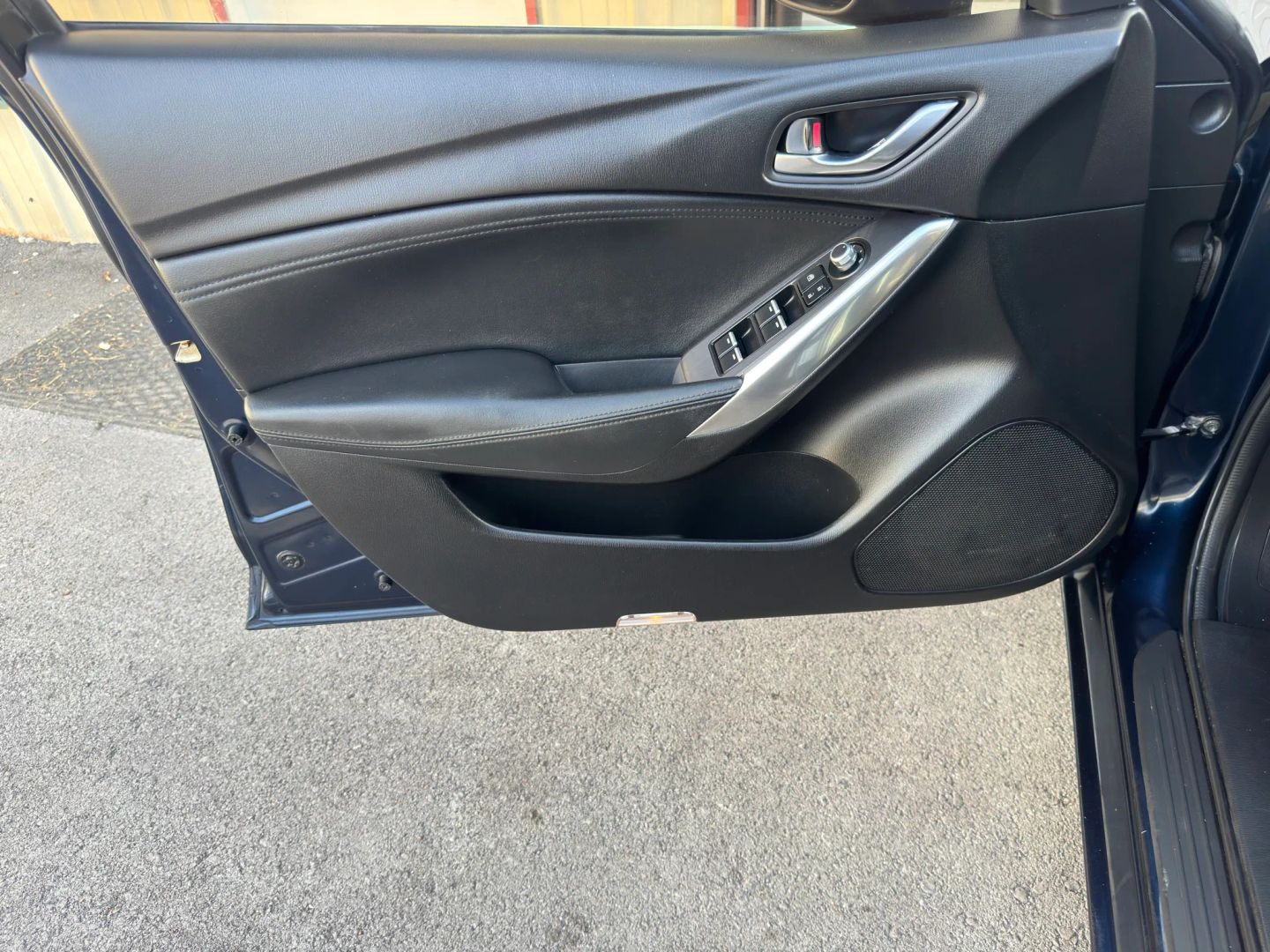 mazda mazda6 2017 JM1GL1V50H1113548 image
