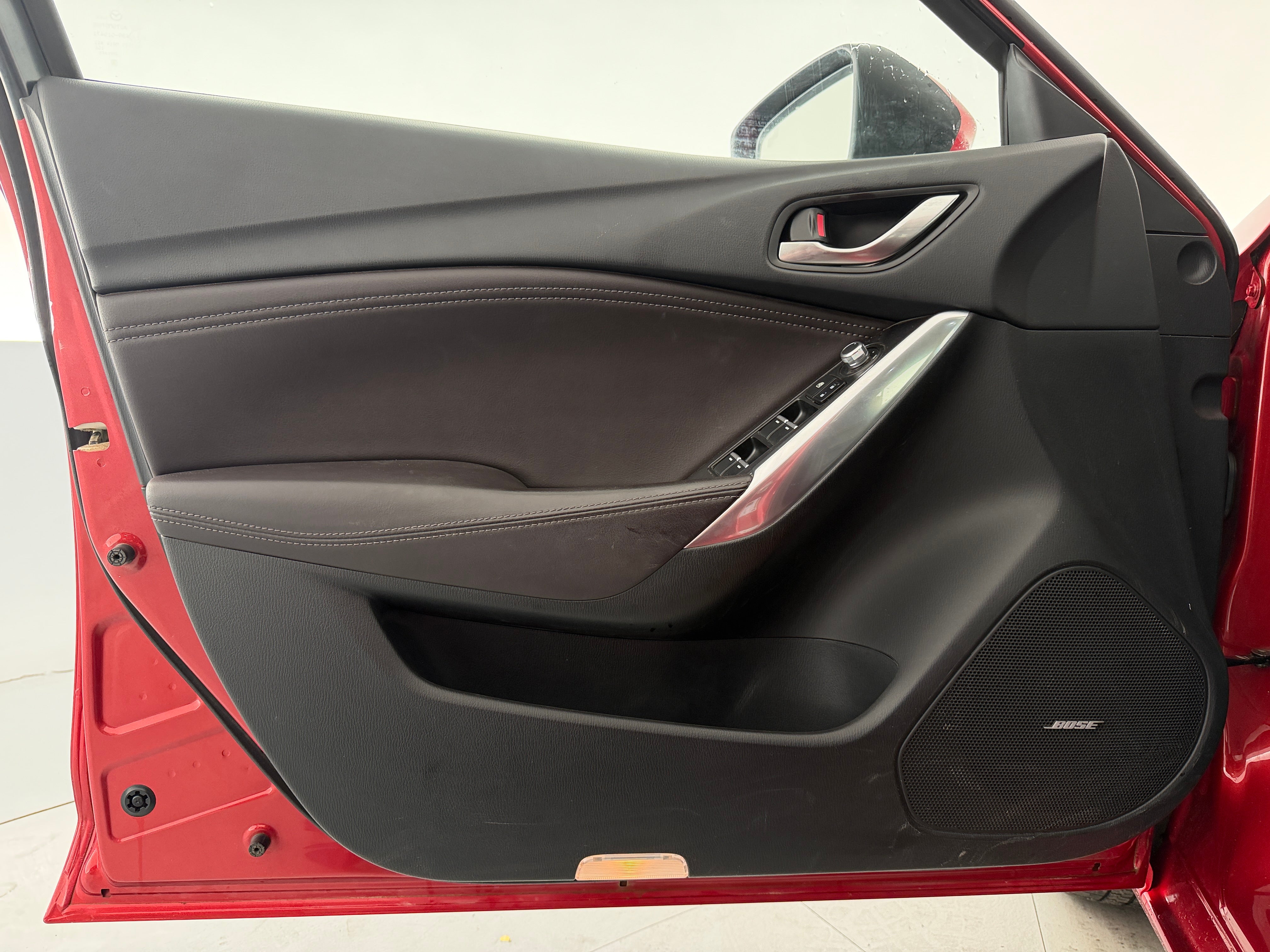 mazda mazda6 2017 JM1GL1W55H1105976 image mazda mazda6 2017 JM1GL1W55H1105976 image