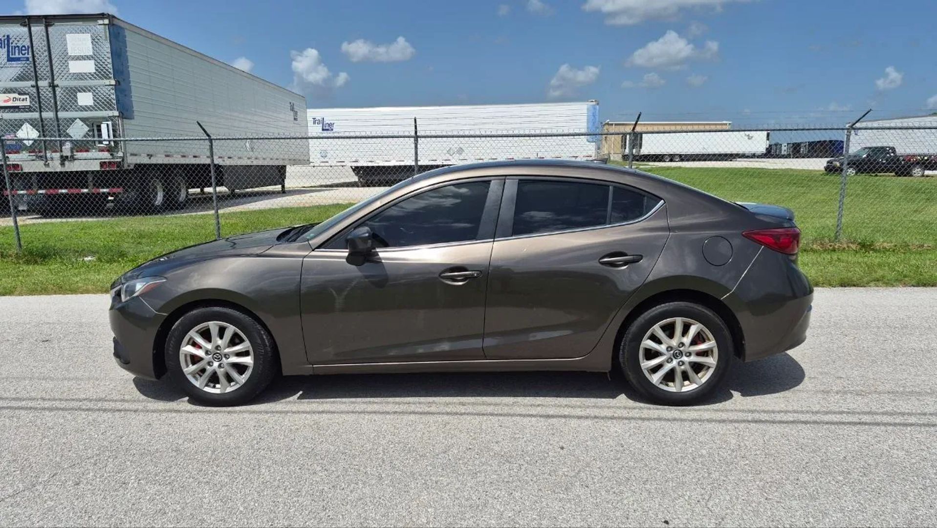 mazda mazda3 2016 3MZBM1X73GM263805 image mazda mazda3 2016 3MZBM1X73GM263805 image