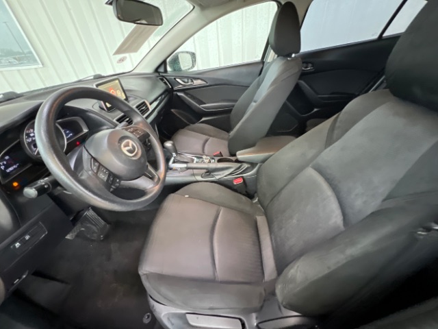 mazda mazda3 2016 3MZBM1T73GM237646 image mazda mazda3 2016 3MZBM1T73GM237646 image