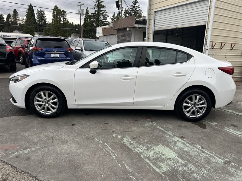 mazda mazda3 2016 3MZBM1U7XGM254362 image mazda mazda3 2016 3MZBM1U7XGM254362 image