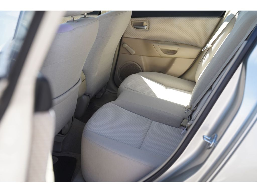 mazda mazda3 2006 JM1BK12F861469303 image mazda mazda3 2006 JM1BK12F861469303 image