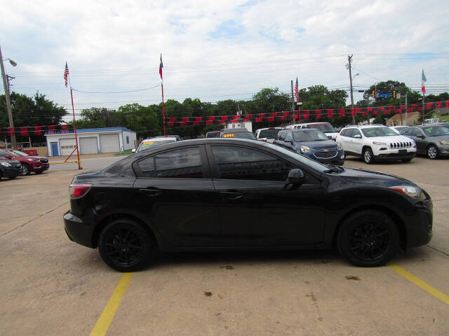 mazda mazda3 2011 JM1BL1VF1B1420172 image mazda mazda3 2011 JM1BL1VF1B1420172 image