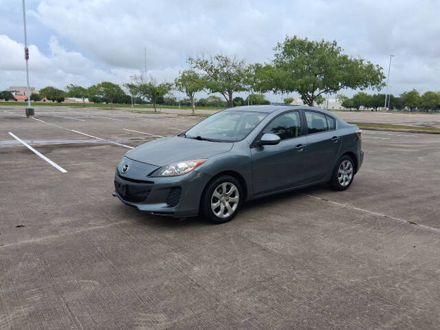 mazda mazda3 2013 JM1BL1TF0D1702647 image mazda mazda3 2013 JM1BL1TF0D1702647 image