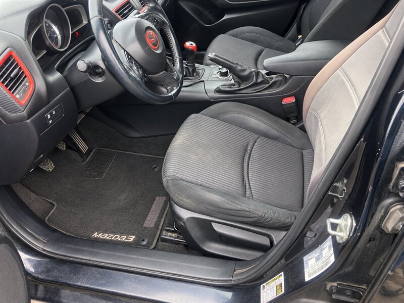 mazda mazda3 2015 3MZBM1L72FM207651 image mazda mazda3 2015 3MZBM1L72FM207651 image