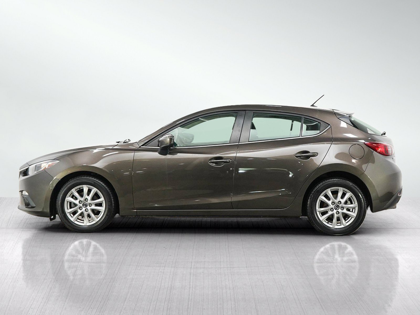 mazda mazda3 2015 3MZBM1L76FM148197 image mazda mazda3 2015 3MZBM1L76FM148197 image