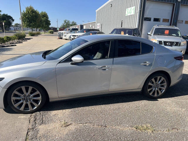 mazda mazda3 2019 JM1BPACL3K1113583 image mazda mazda3 2019 JM1BPACL3K1113583 image