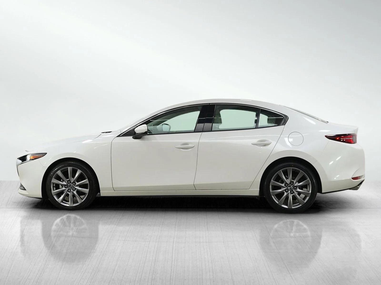 mazda mazda3 2019 JM1BPACM4K1100060 image mazda mazda3 2019 JM1BPACM4K1100060 image