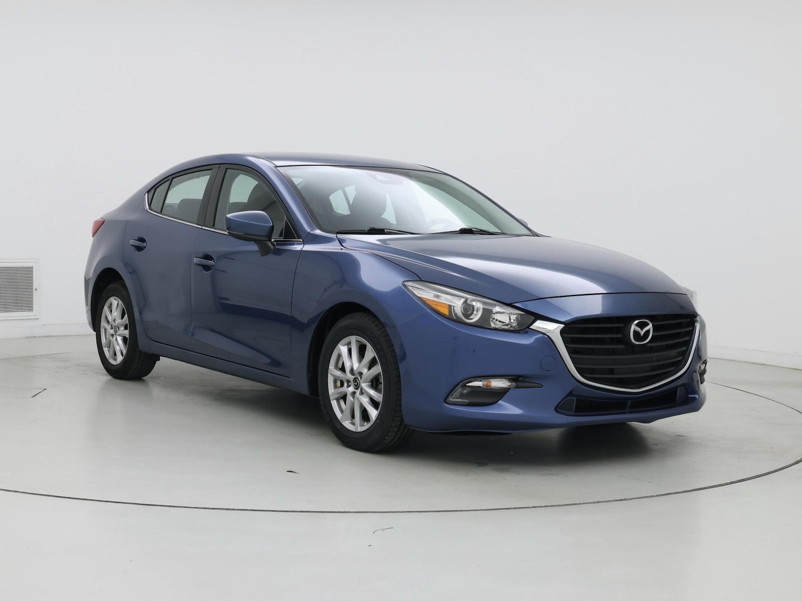 mazda mazda3 2018 3MZBN1U73JM218811 image mazda mazda3 2018 3MZBN1U73JM218811 image
