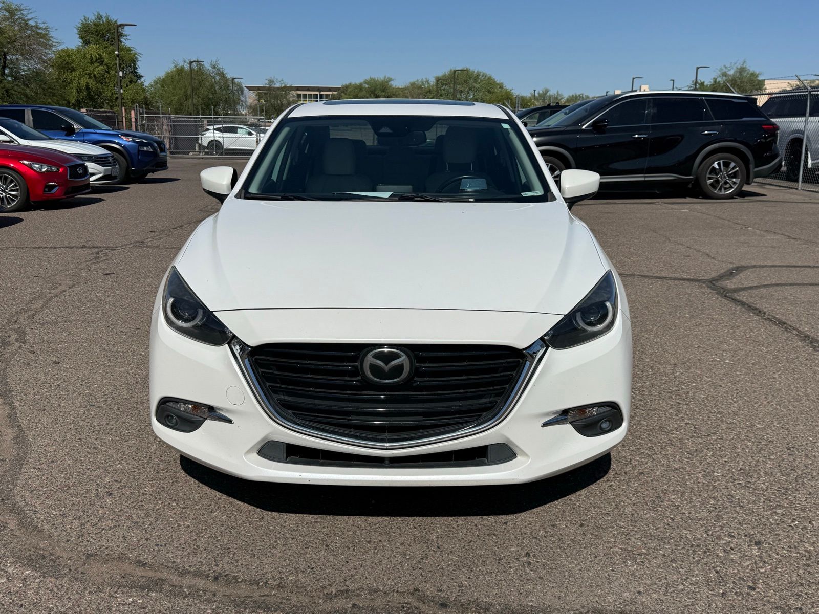 mazda mazda3 2018 3MZBN1W35JM268796 image mazda mazda3 2018 3MZBN1W35JM268796 image