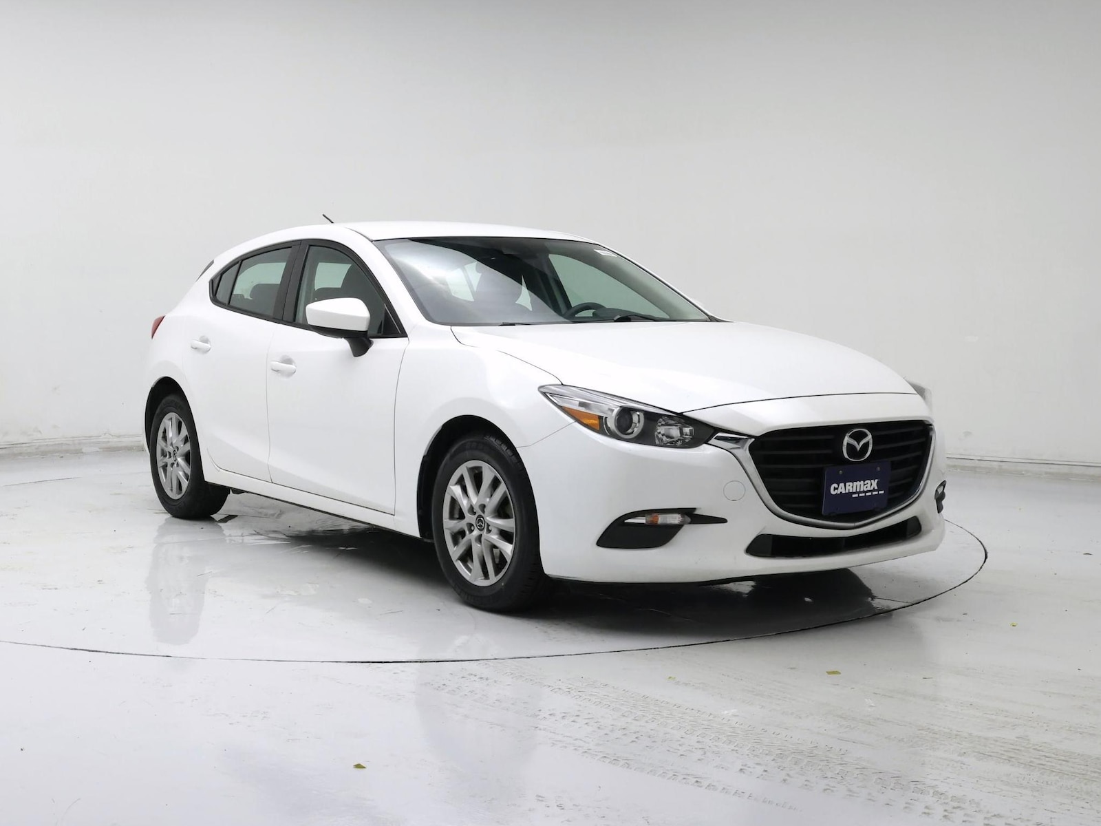 mazda mazda3 2018 3MZBN1K75JM225990 image mazda mazda3 2018 3MZBN1K75JM225990 image