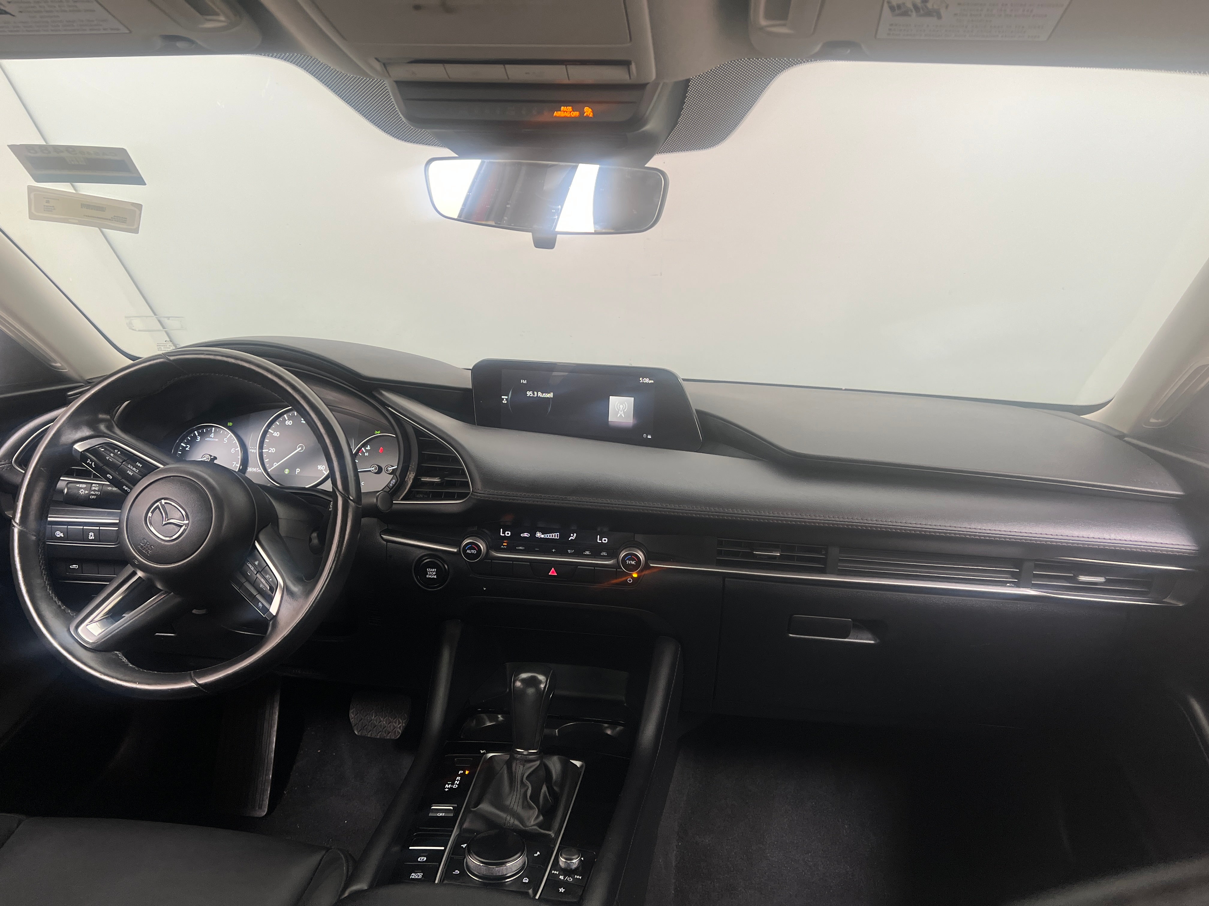 mazda mazda3 2024 3MZBPABM0RM425431 image mazda mazda3 2024 3MZBPABM0RM425431 image