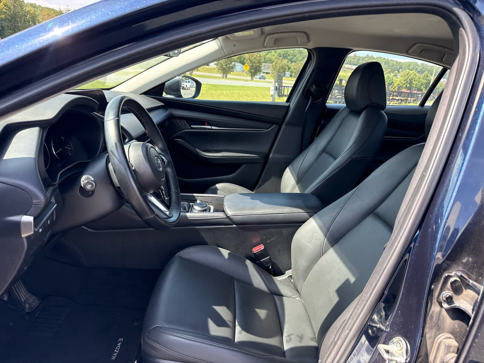 mazda mazda3 2025 3MZBPABM7SM465687 image mazda mazda3 2025 3MZBPABM7SM465687 image