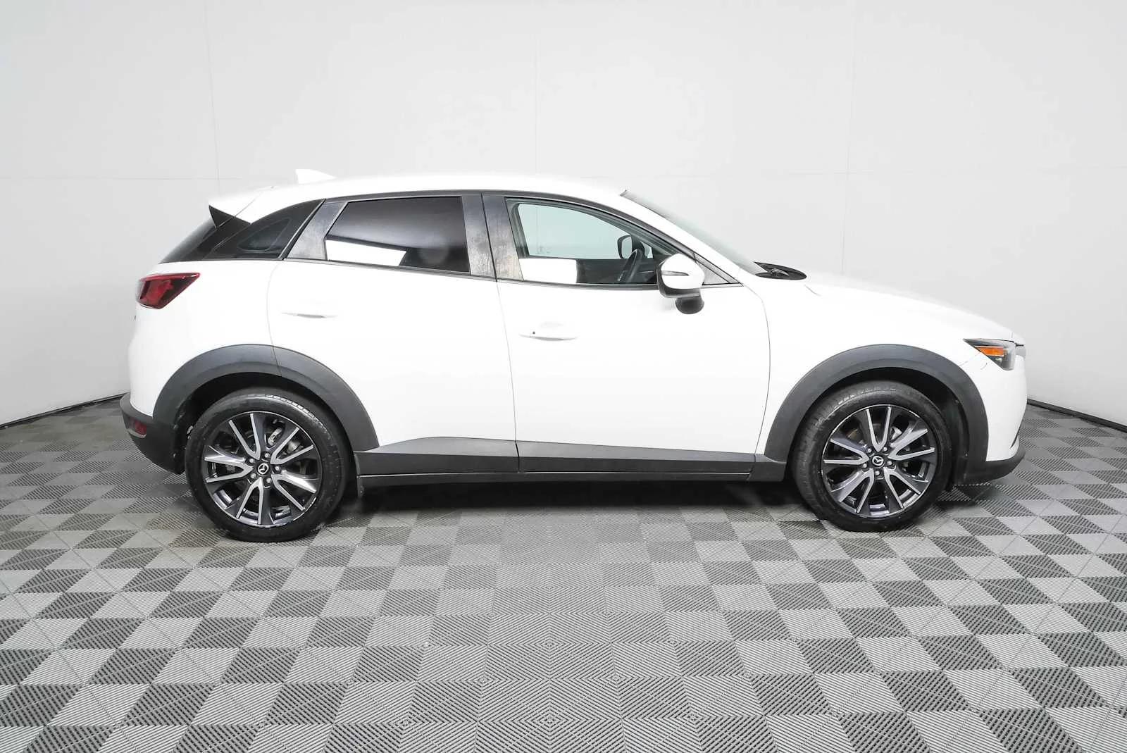 mazda cx-3 2018 JM1DKDC70J0329438 image