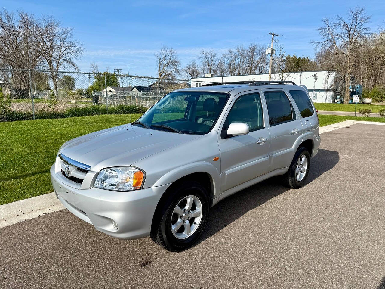 mazda tribute 2005 4F2CZ96105KM12440 image mazda tribute 2005 4F2CZ96105KM12440 image