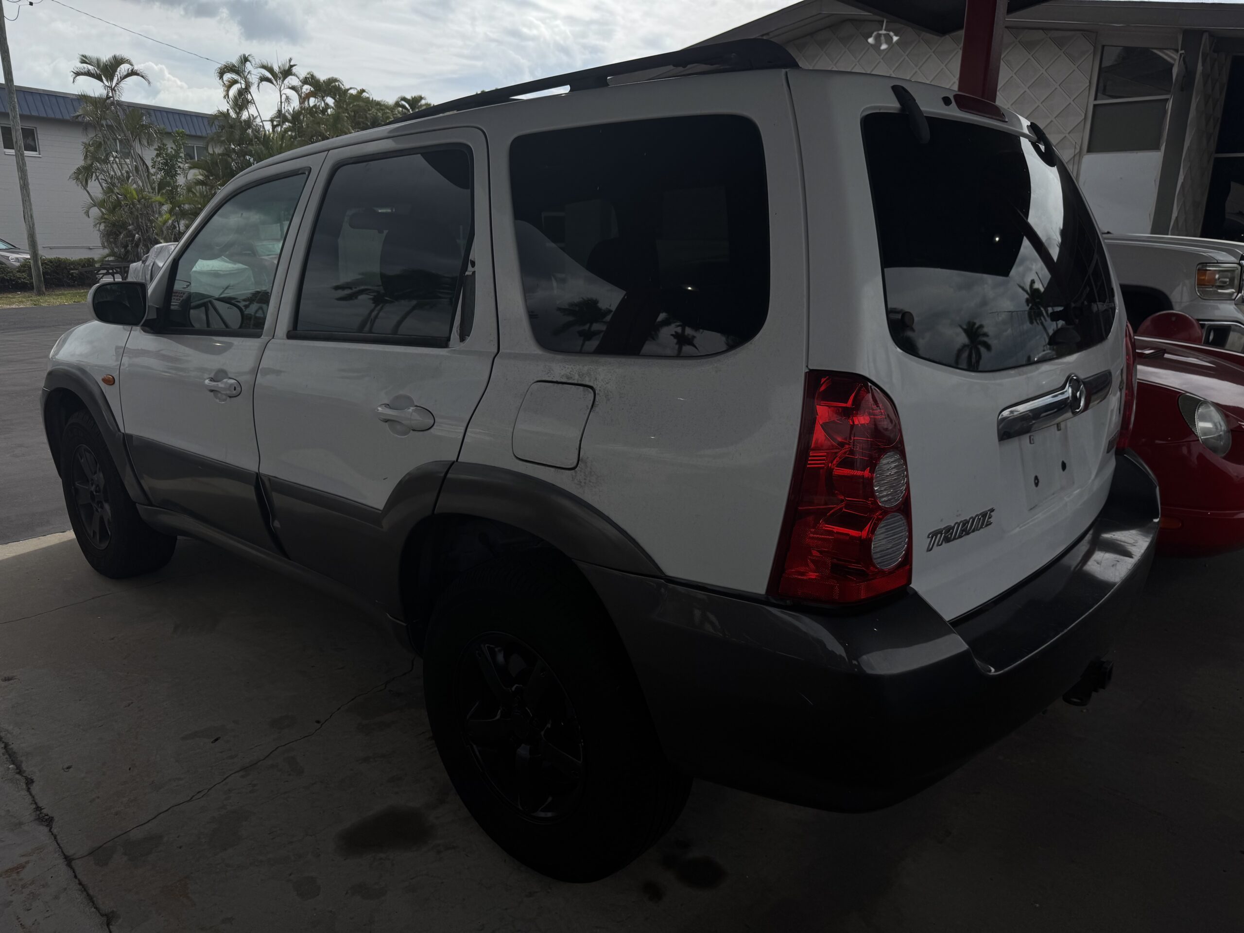 mazda tribute 2005 4F2CZ96135KM18071 image mazda tribute 2005 4F2CZ96135KM18071 image