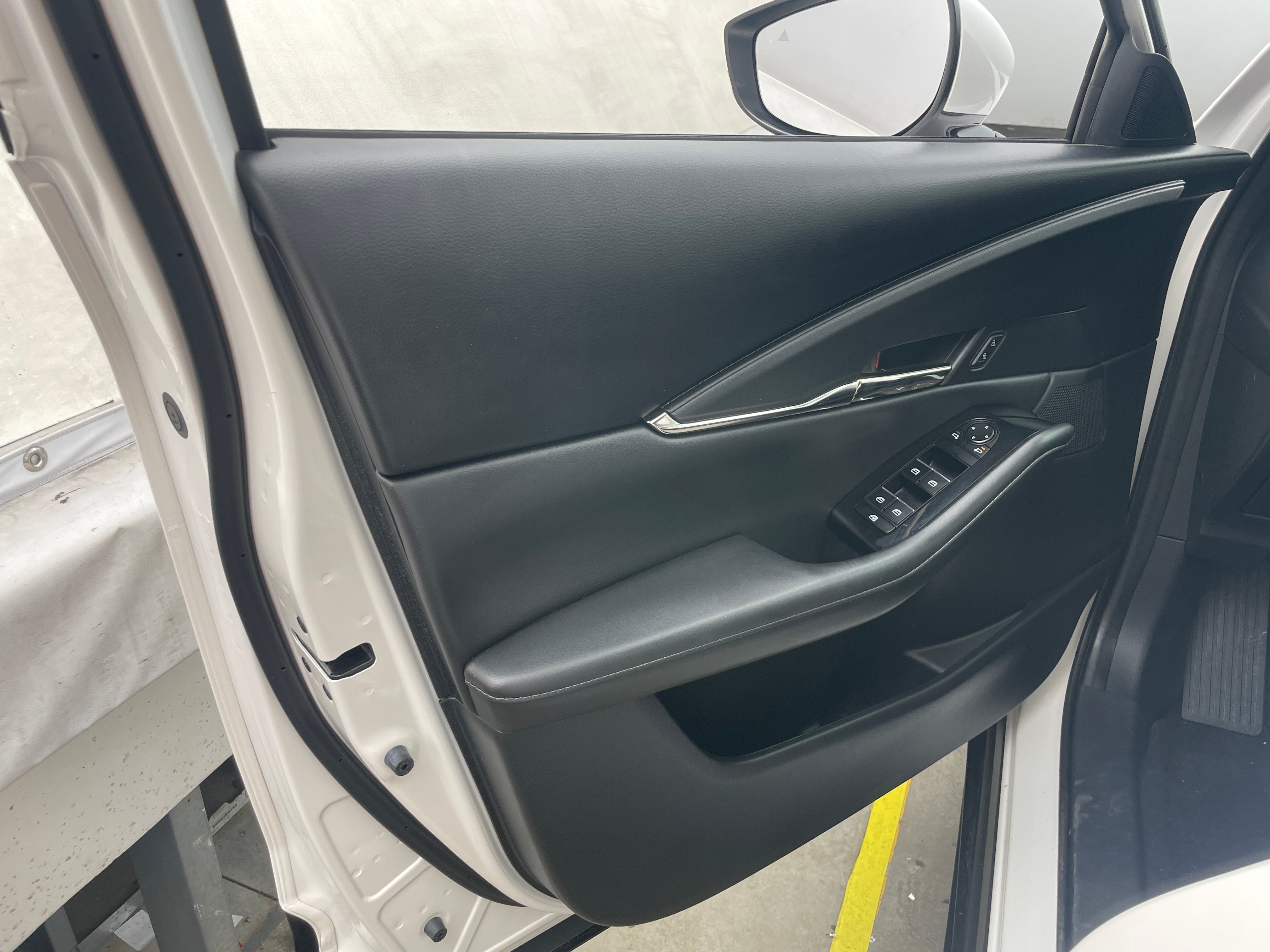 mazda cx-30 2023 3MVDMBCM2PM548930 image mazda cx-30 2023 3MVDMBCM2PM548930 image