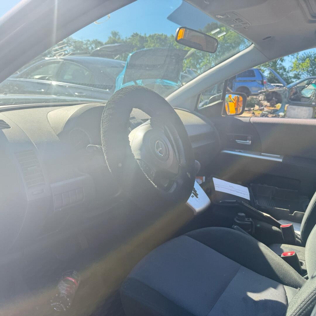 mazda mazda5 2007 JM1CR29L670158235 image mazda mazda5 2007 JM1CR29L670158235 image