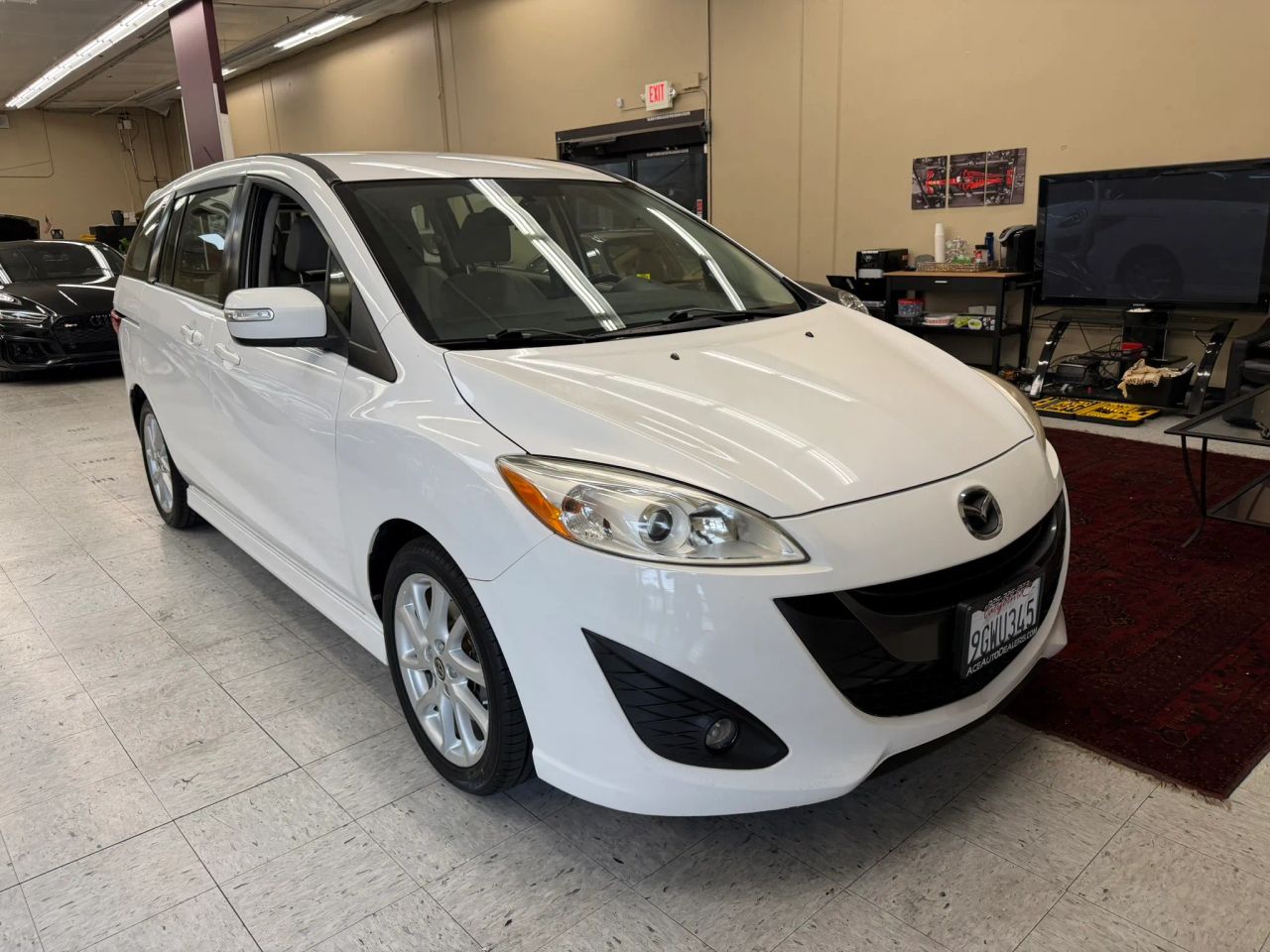 mazda mazda5 2014 JM1CW2CL3E0167523 image mazda mazda5 2014 JM1CW2CL3E0167523 image