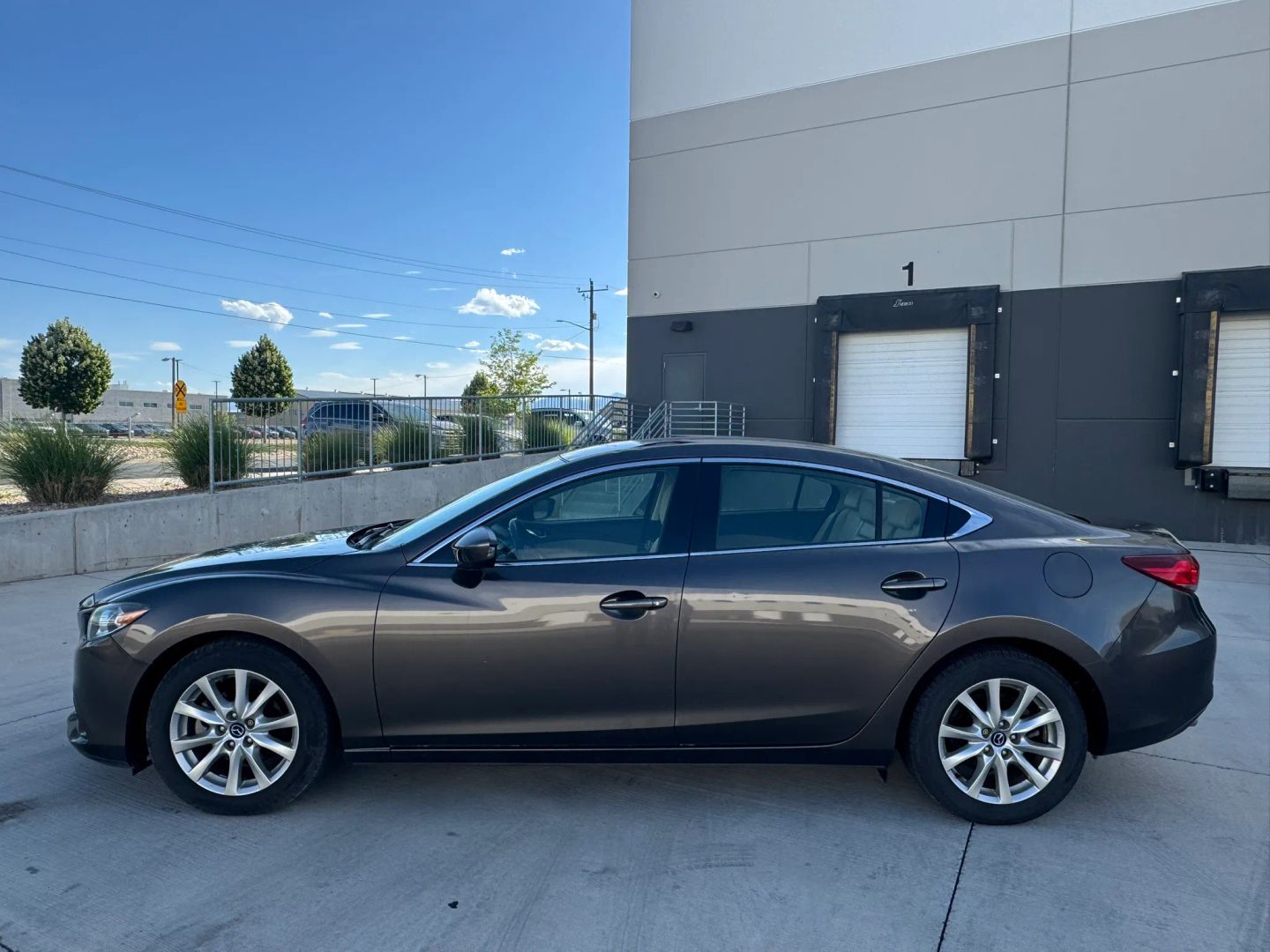 mazda mazda6 2016 JM1GJ1U53G1475587 image mazda mazda6 2016 JM1GJ1U53G1475587 image