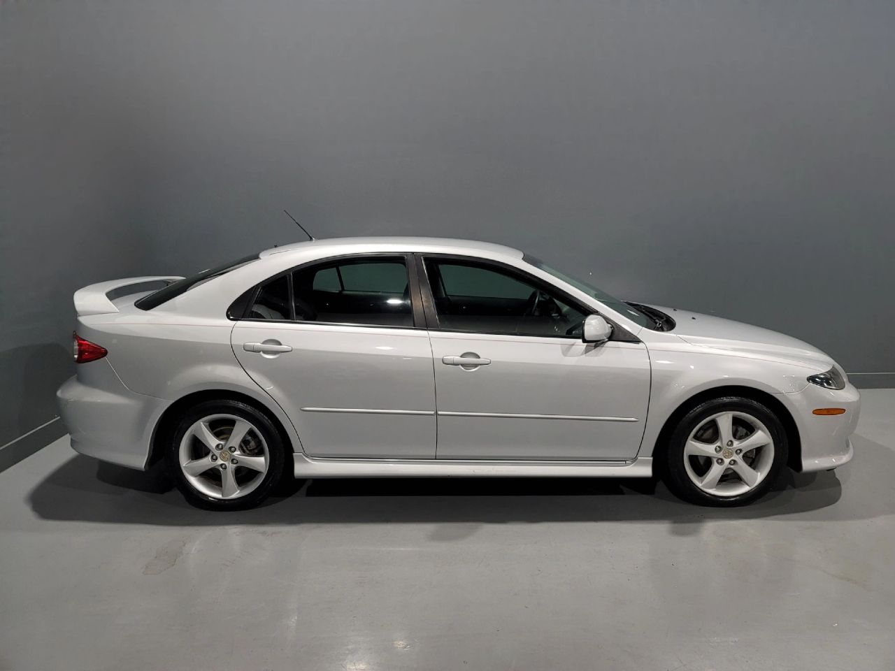 mazda mazda6 2005 1YVHP84C355M55480 image mazda mazda6 2005 1YVHP84C355M55480 image