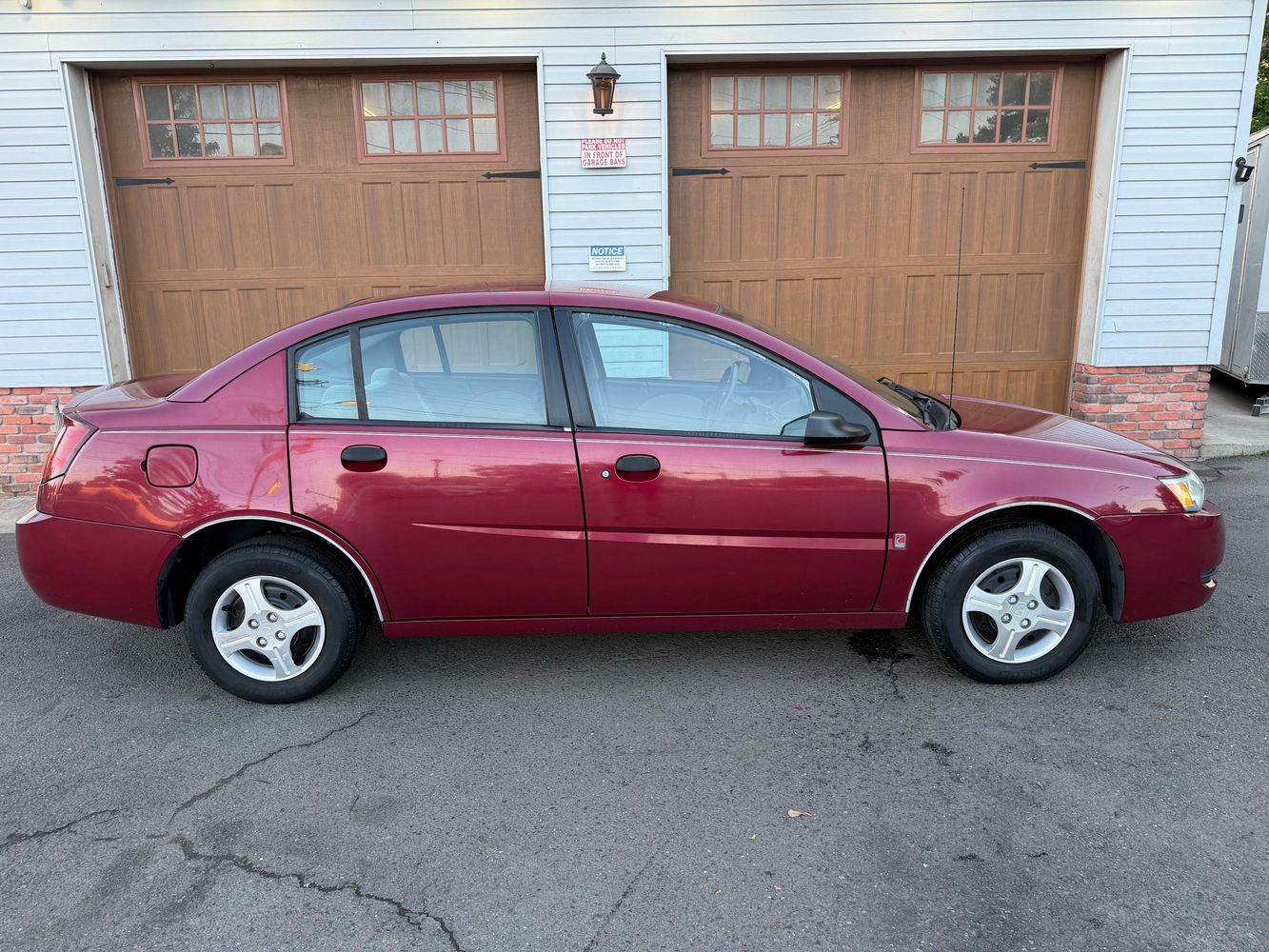 saturn ion 2005 1G8AG52F05Z125432 image saturn ion 2005 1G8AG52F05Z125432 image