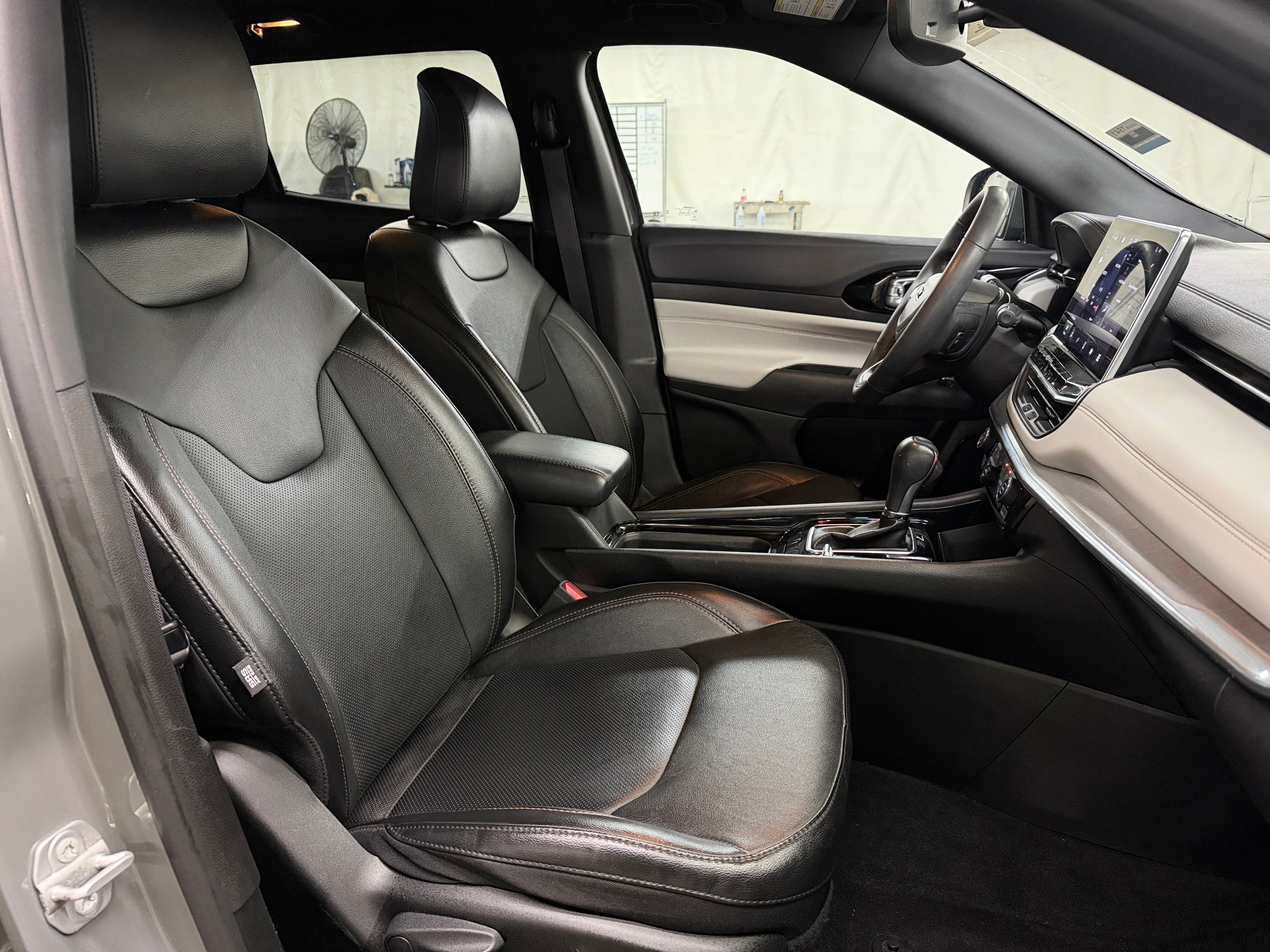 jeep compass 2023 3C4NJDCN4PT549425 image jeep compass 2023 3C4NJDCN4PT549425 image