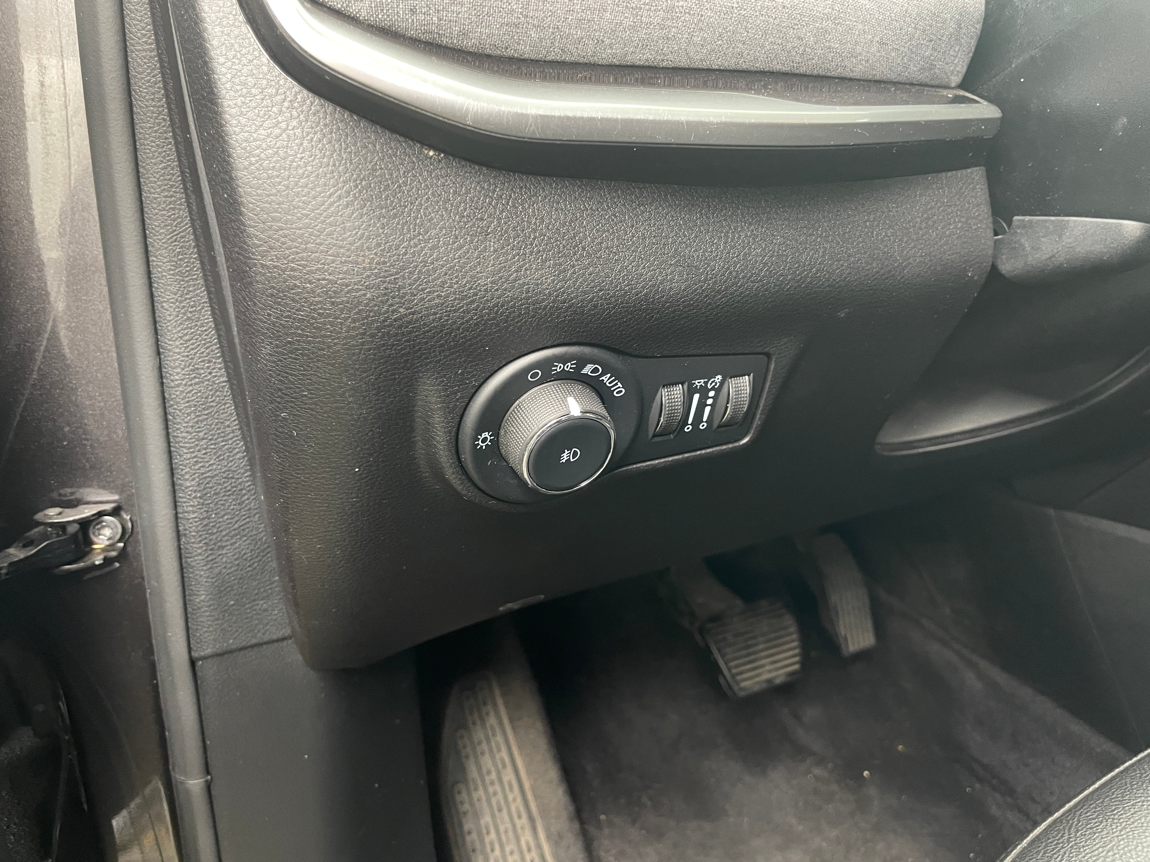 jeep compass 2023 3C4NJDBN5PT524518 image jeep compass 2023 3C4NJDBN5PT524518 image