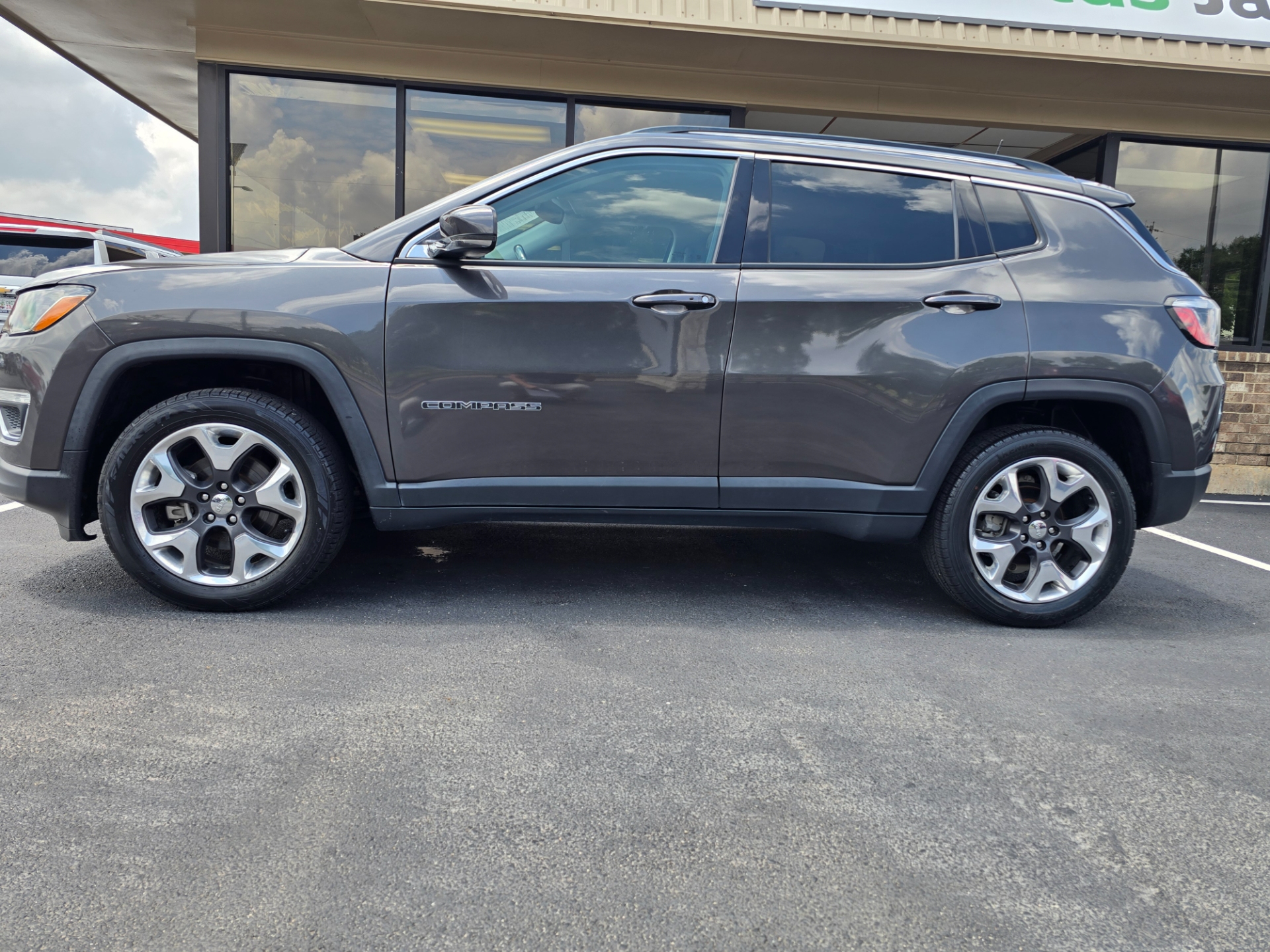 jeep compass 2019 3C4NJDCBXKT620528 image jeep compass 2019 3C4NJDCBXKT620528 image