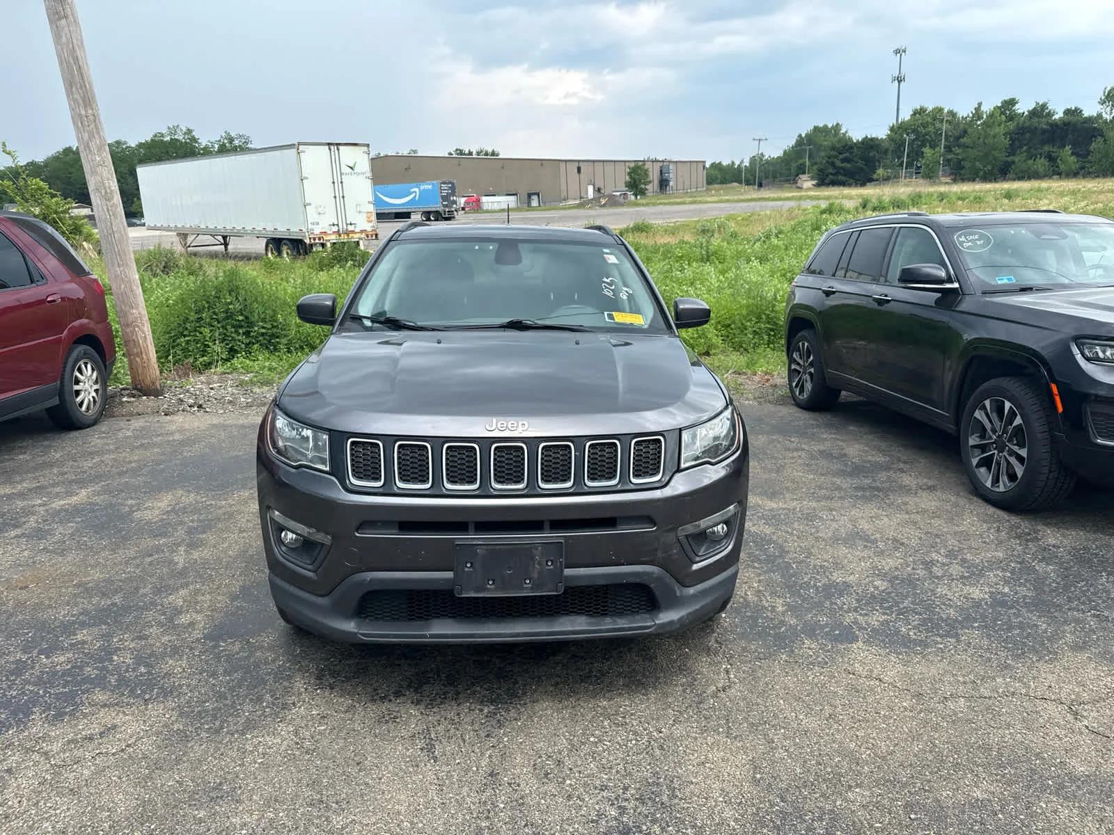 jeep compass 2019 3C4NJDBB8KT696573 image jeep compass 2019 3C4NJDBB8KT696573 image