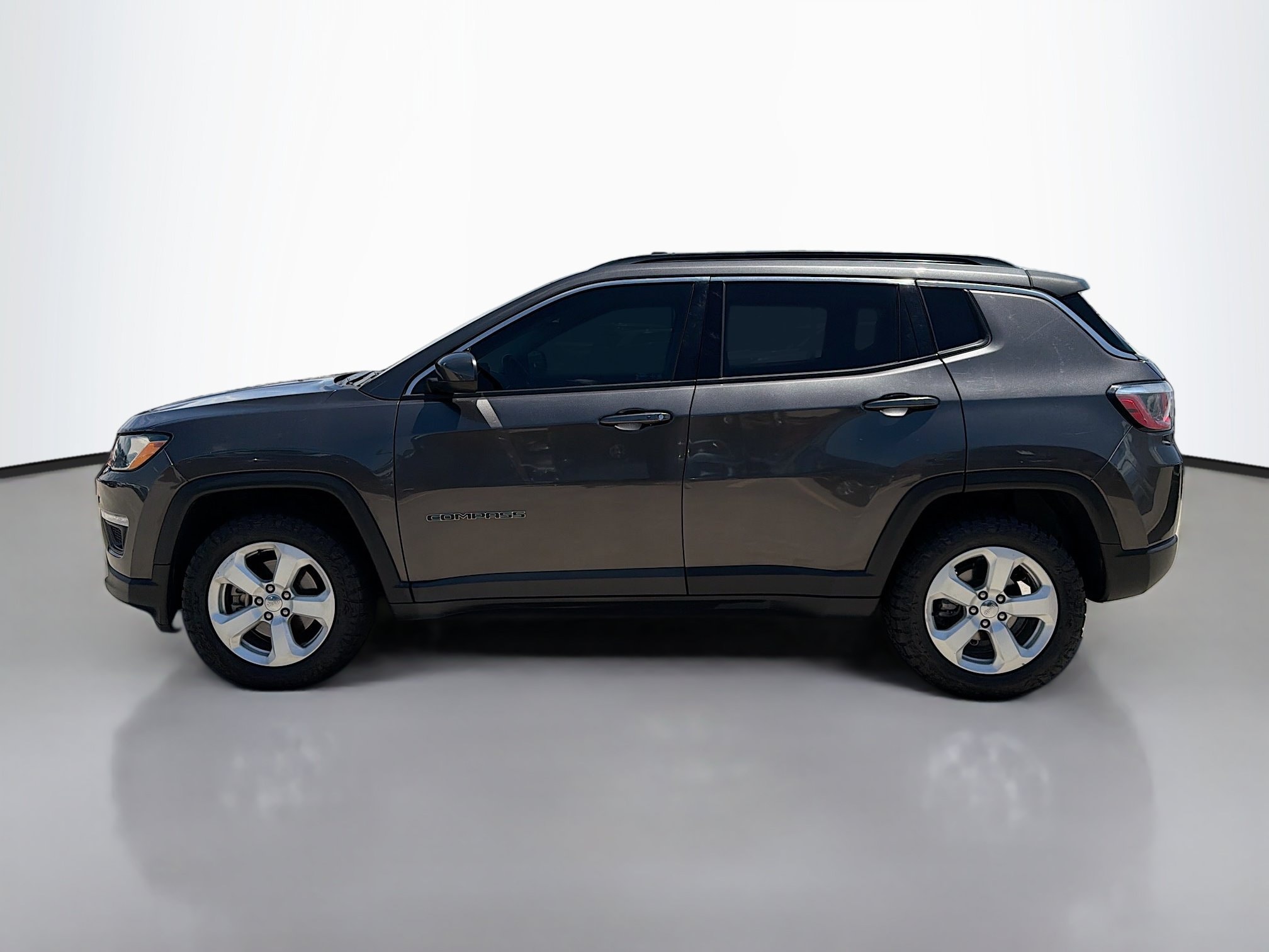 jeep compass 2019 3C4NJDBB0KT597293 image jeep compass 2019 3C4NJDBB0KT597293 image