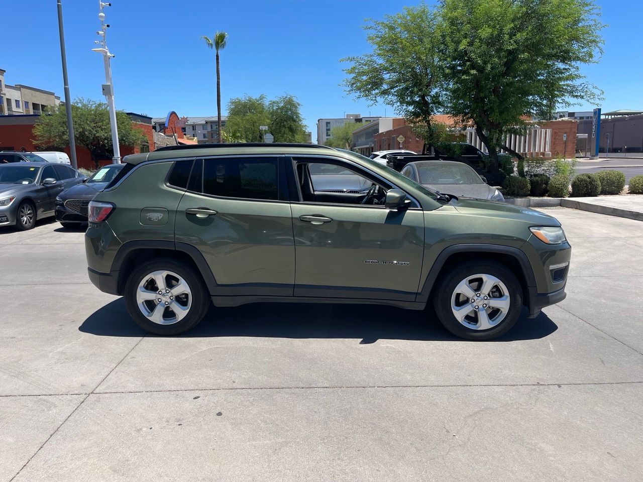 jeep compass 2019 3C4NJCBB7KT746194 image