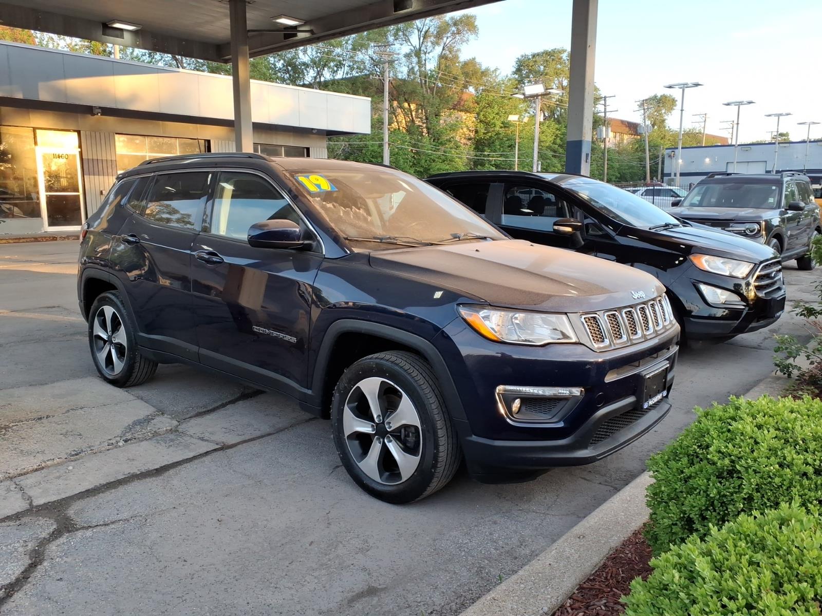 jeep compass 2019 3C4NJDBB2KT624137 image jeep compass 2019 3C4NJDBB2KT624137 image