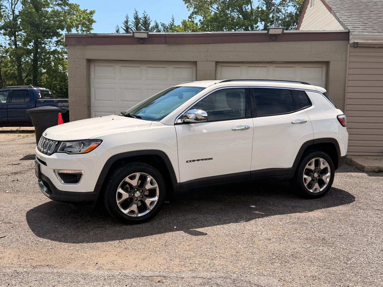 jeep compass 2019 3C4NJDCB5KT620906 image jeep compass 2019 3C4NJDCB5KT620906 image
